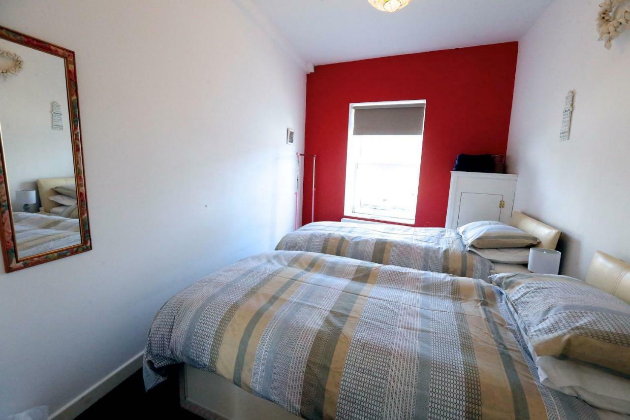 The Crows Nest Holiday Home Burry Port Exterior photo