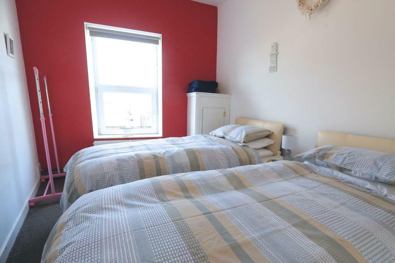 The Crows Nest Holiday Home Burry Port Exterior photo